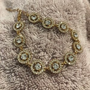 NEW ! Gold bracelet fashion jewelry